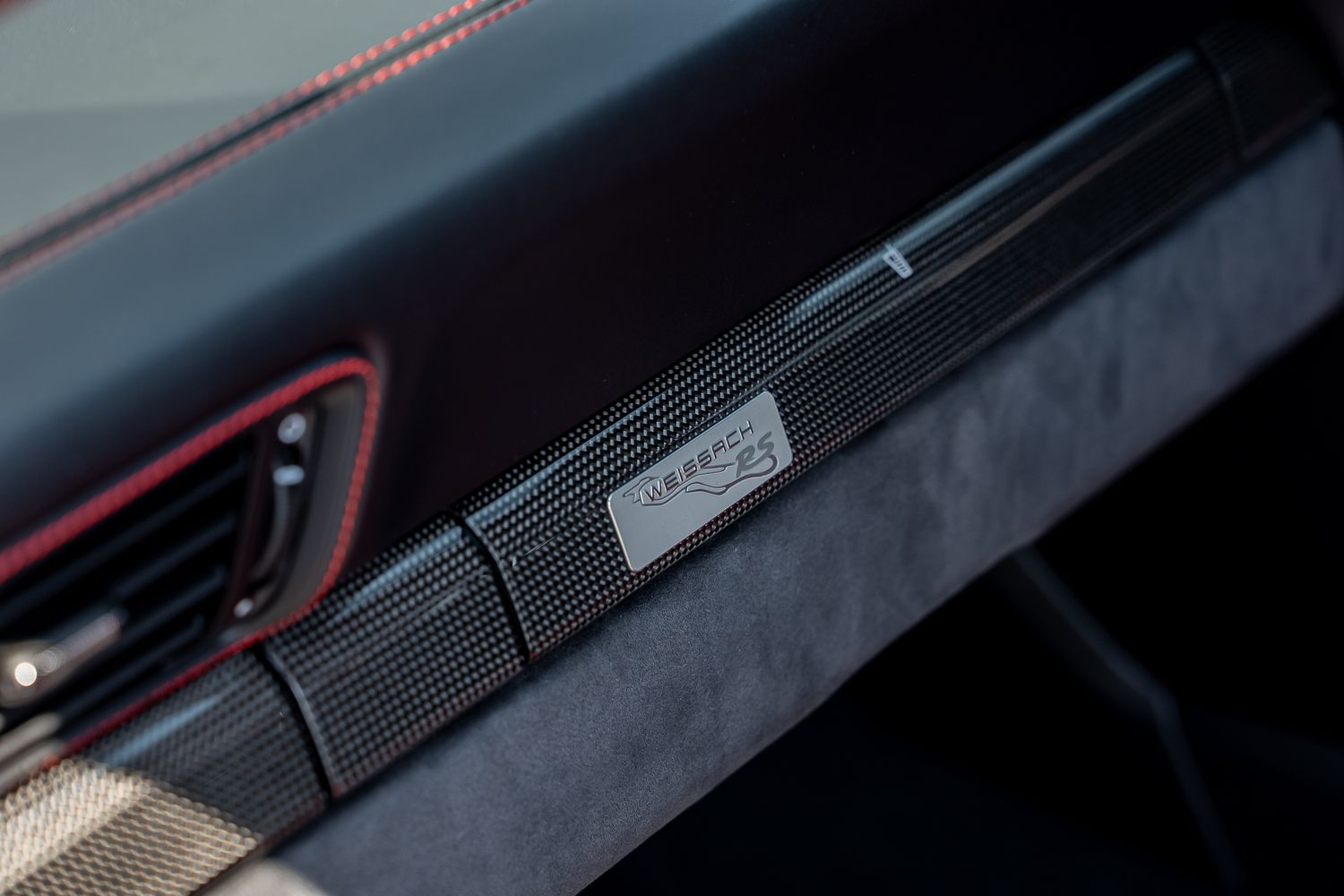 PORSCHE 911/991 GT2 RS WEISSACH PDK
