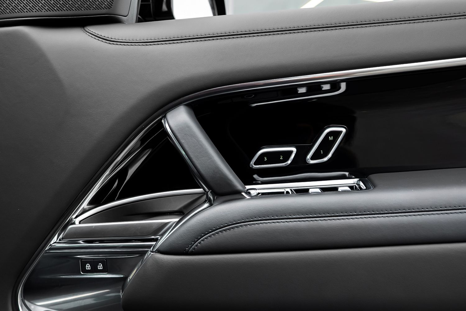 Land Rover Range Rover Autobiography MHEV Auto