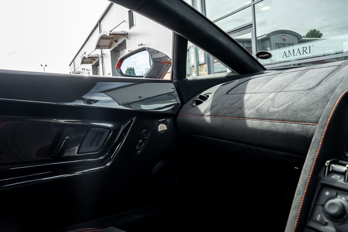 LAMBORGHINI GALLARDO LP 570-4 SUPERLEGGERA EDIZIONE TECNICA