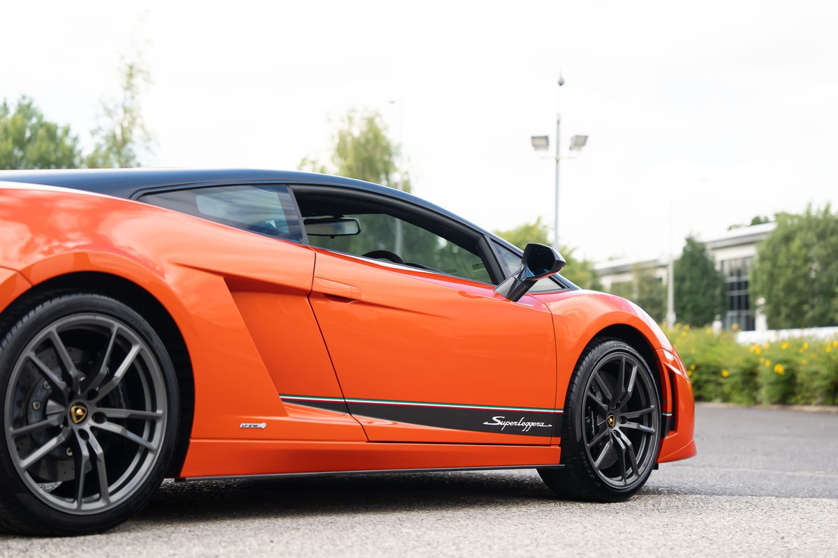 LAMBORGHINI GALLARDO LP 570-4 SUPERLEGGERA EDIZIONE TECNICA