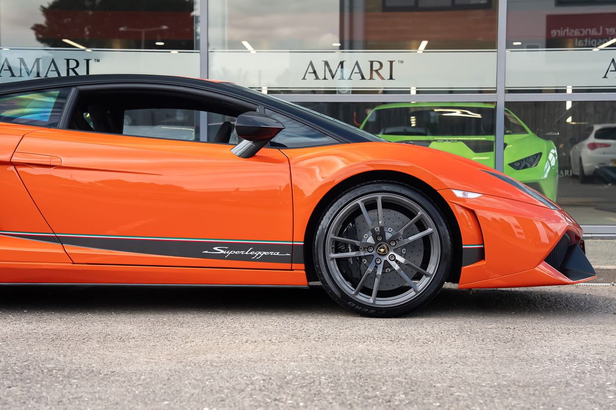 LAMBORGHINI GALLARDO LP 570-4 SUPERLEGGERA EDIZIONE TECNICA