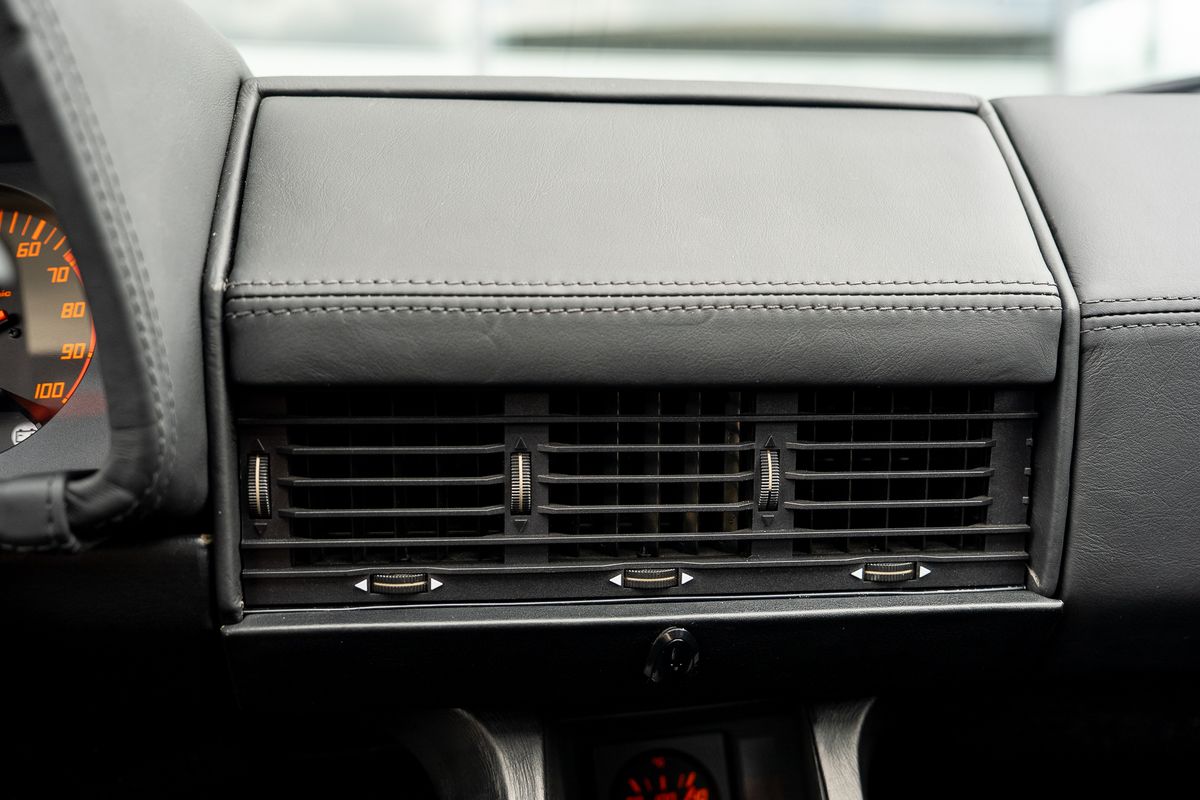 FERRARI TESTAROSSA