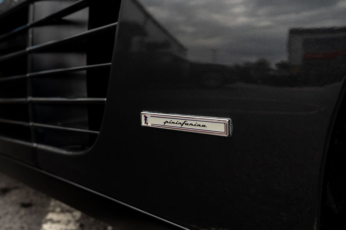 FERRARI TESTAROSSA