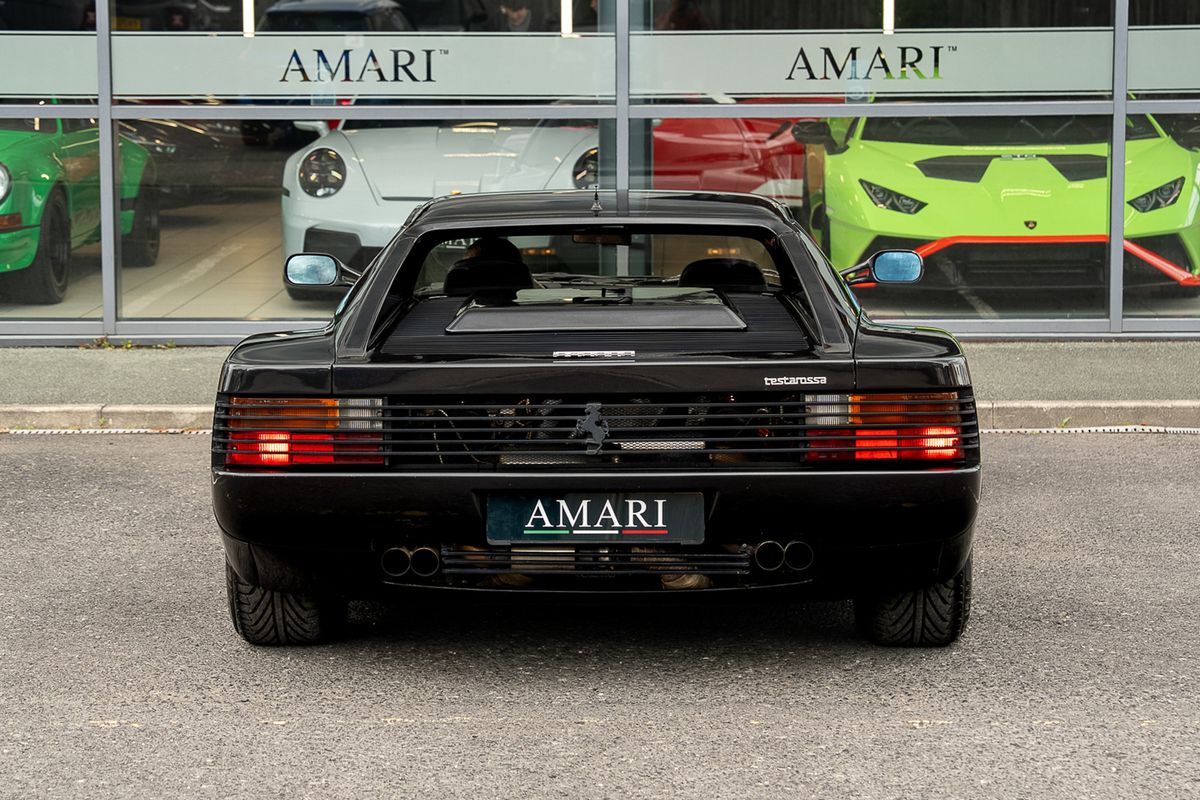 FERRARI TESTAROSSA