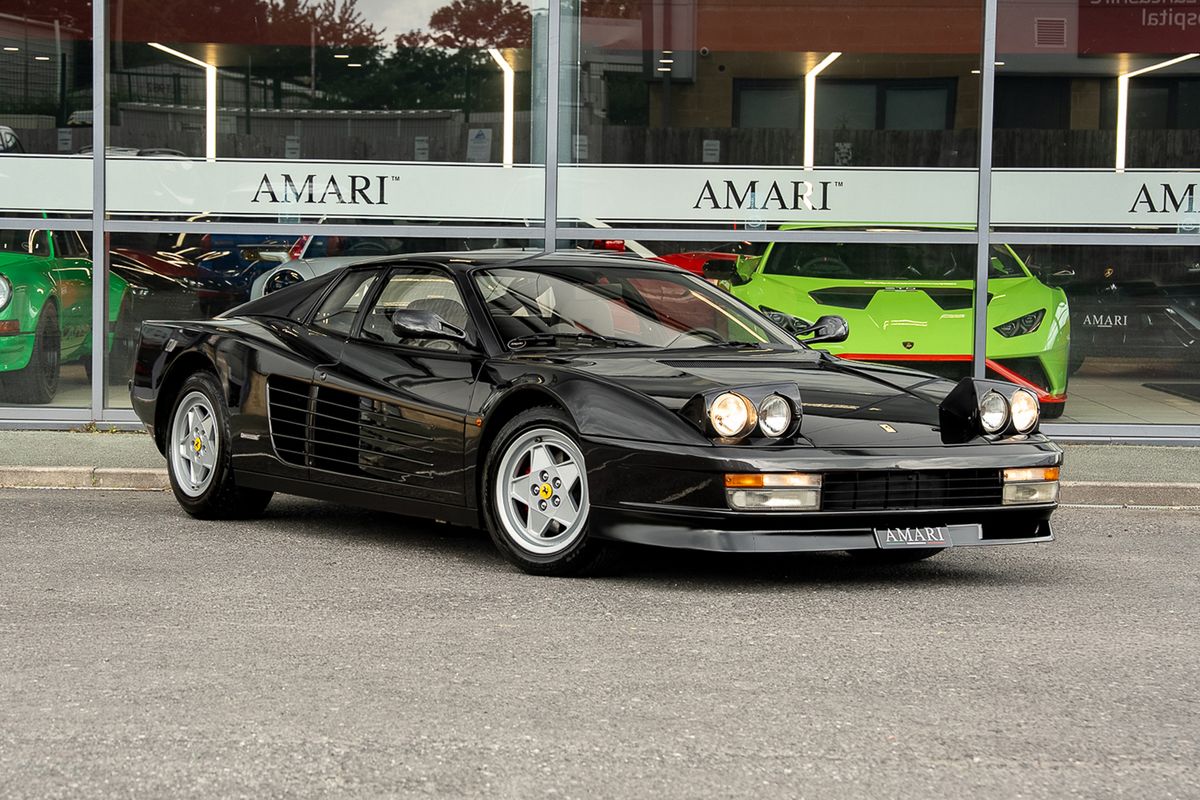 FERRARI TESTAROSSA