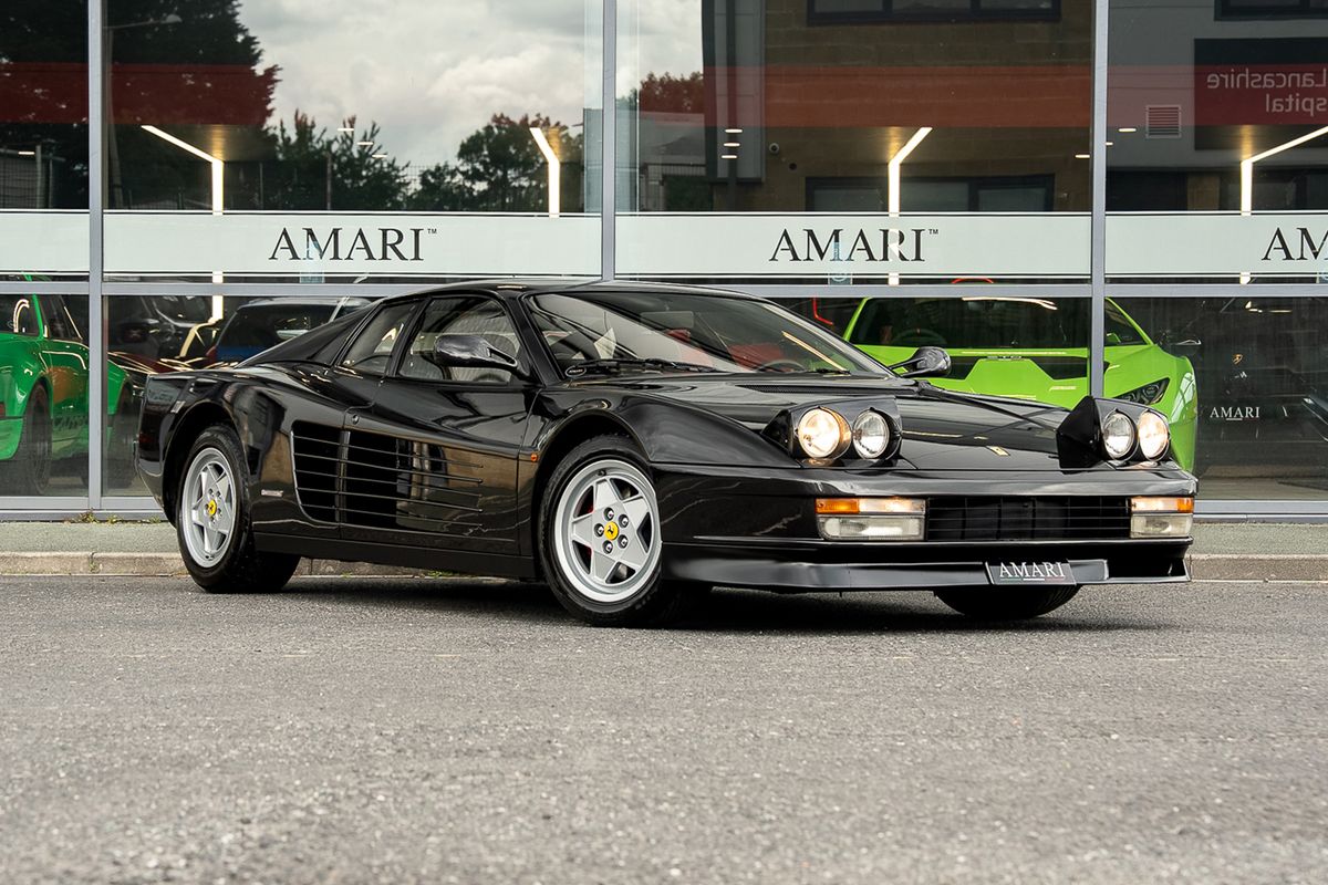 FERRARI TESTAROSSA
