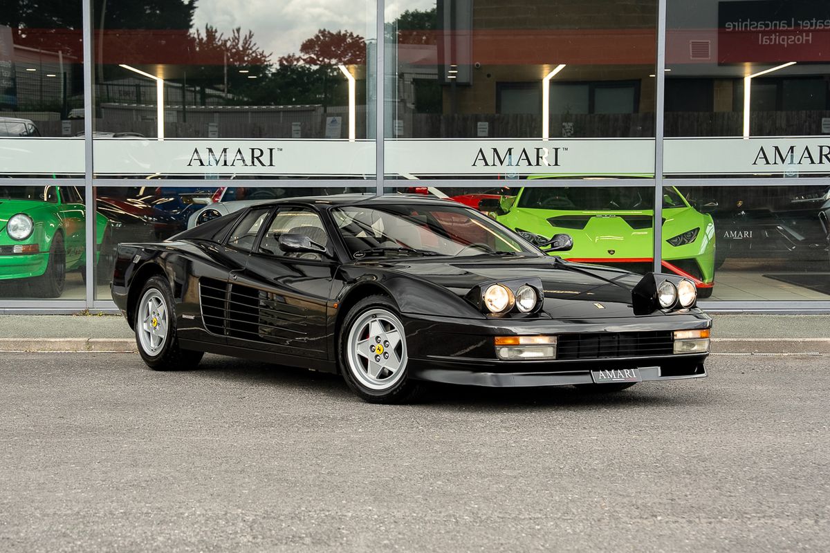 FERRARI TESTAROSSA