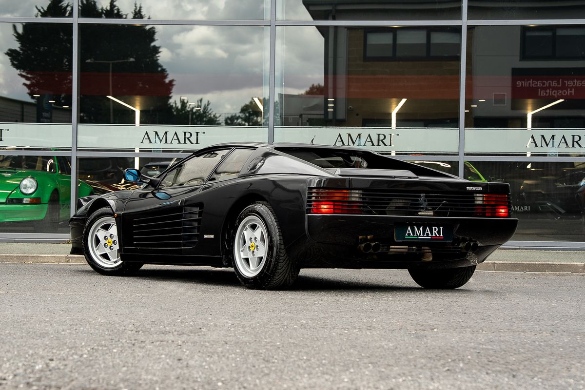 FERRARI TESTAROSSA