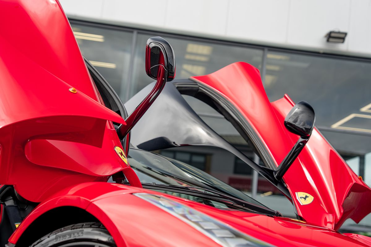 FERRARI LAFERRARI