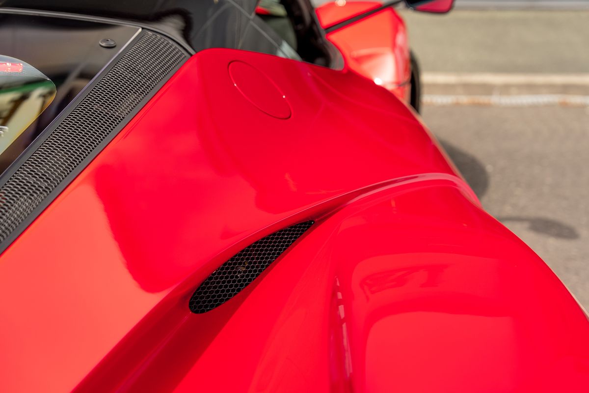 FERRARI LAFERRARI