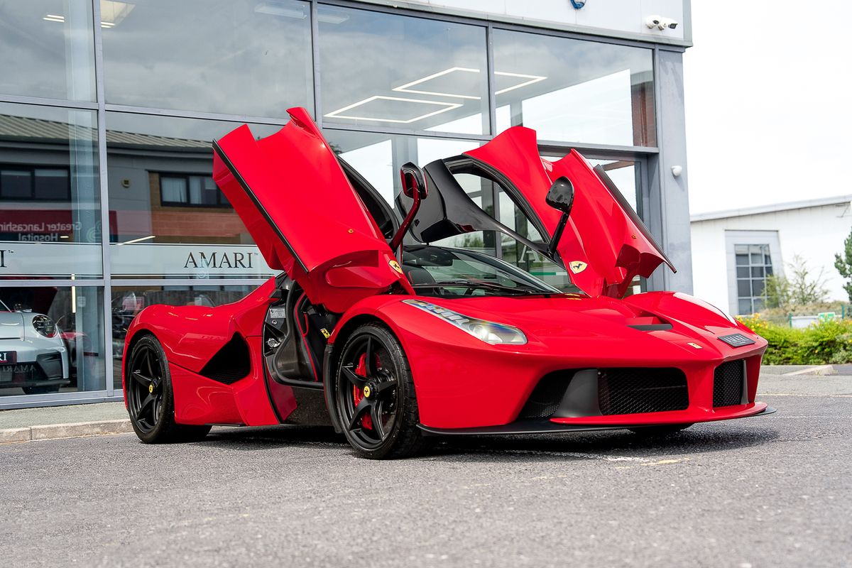 FERRARI LAFERRARI