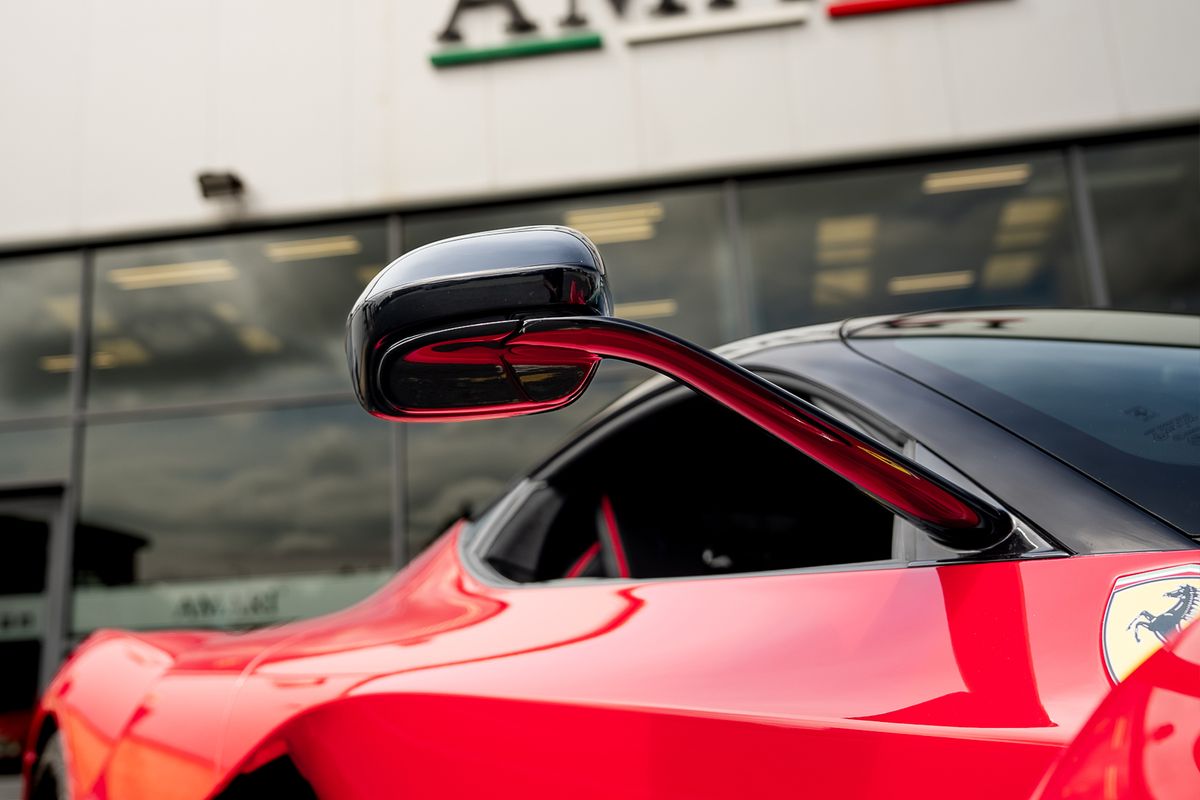 FERRARI LAFERRARI
