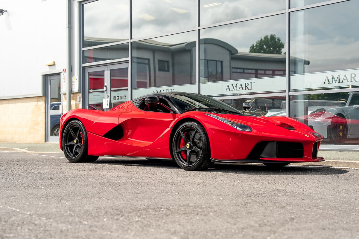 FERRARI LAFERRARI