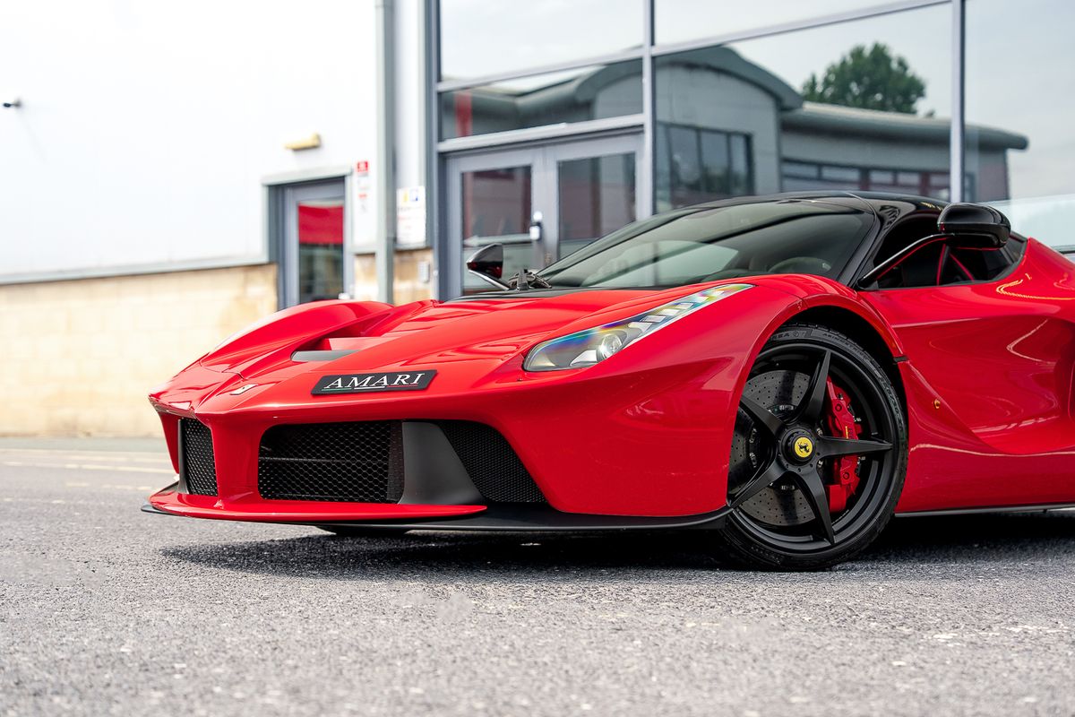 FERRARI LAFERRARI