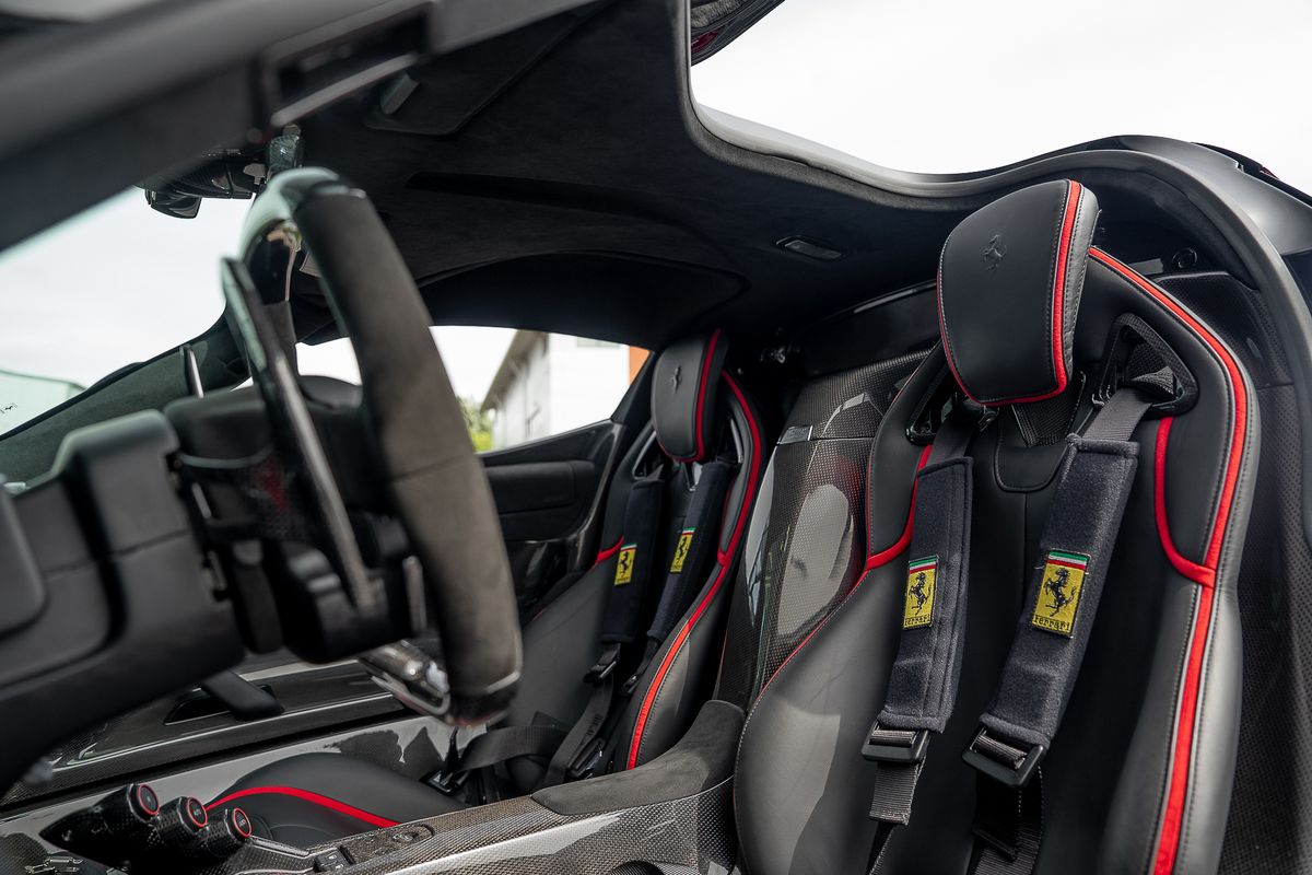FERRARI LAFERRARI