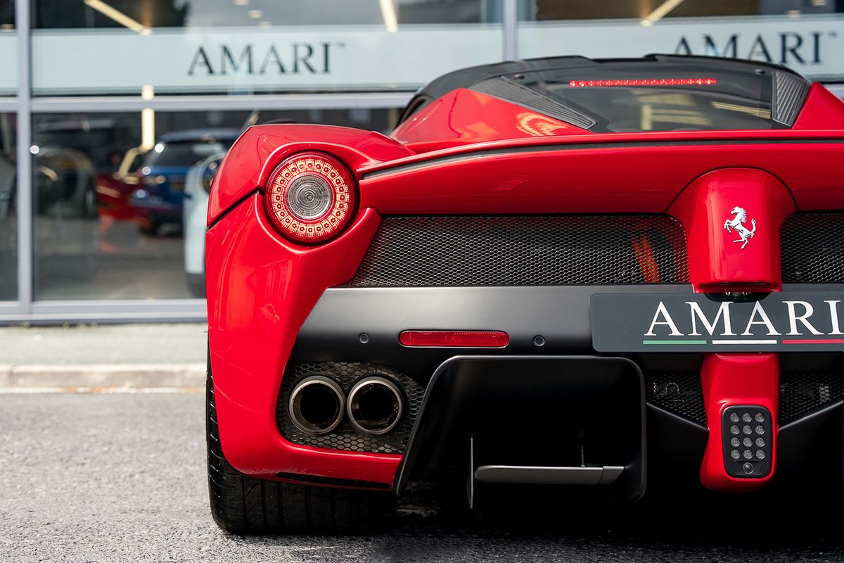 FERRARI LAFERRARI
