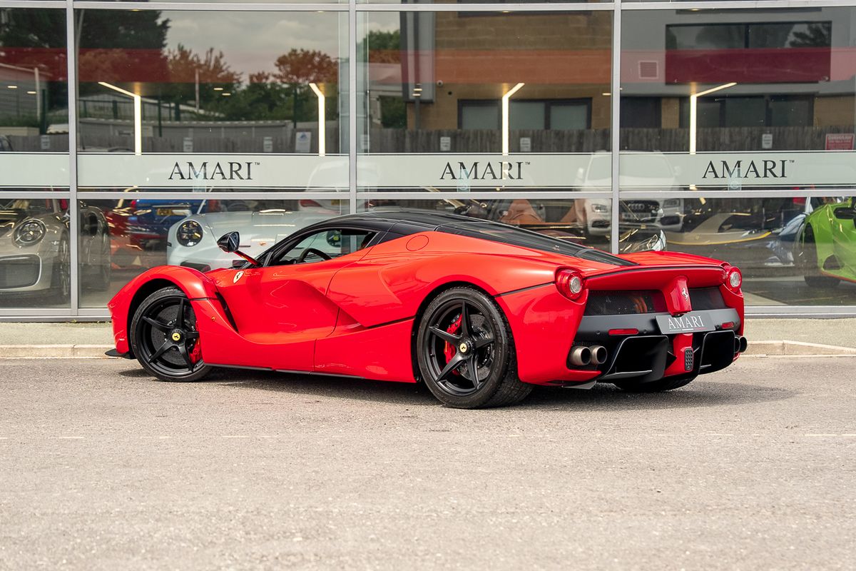 FERRARI LAFERRARI