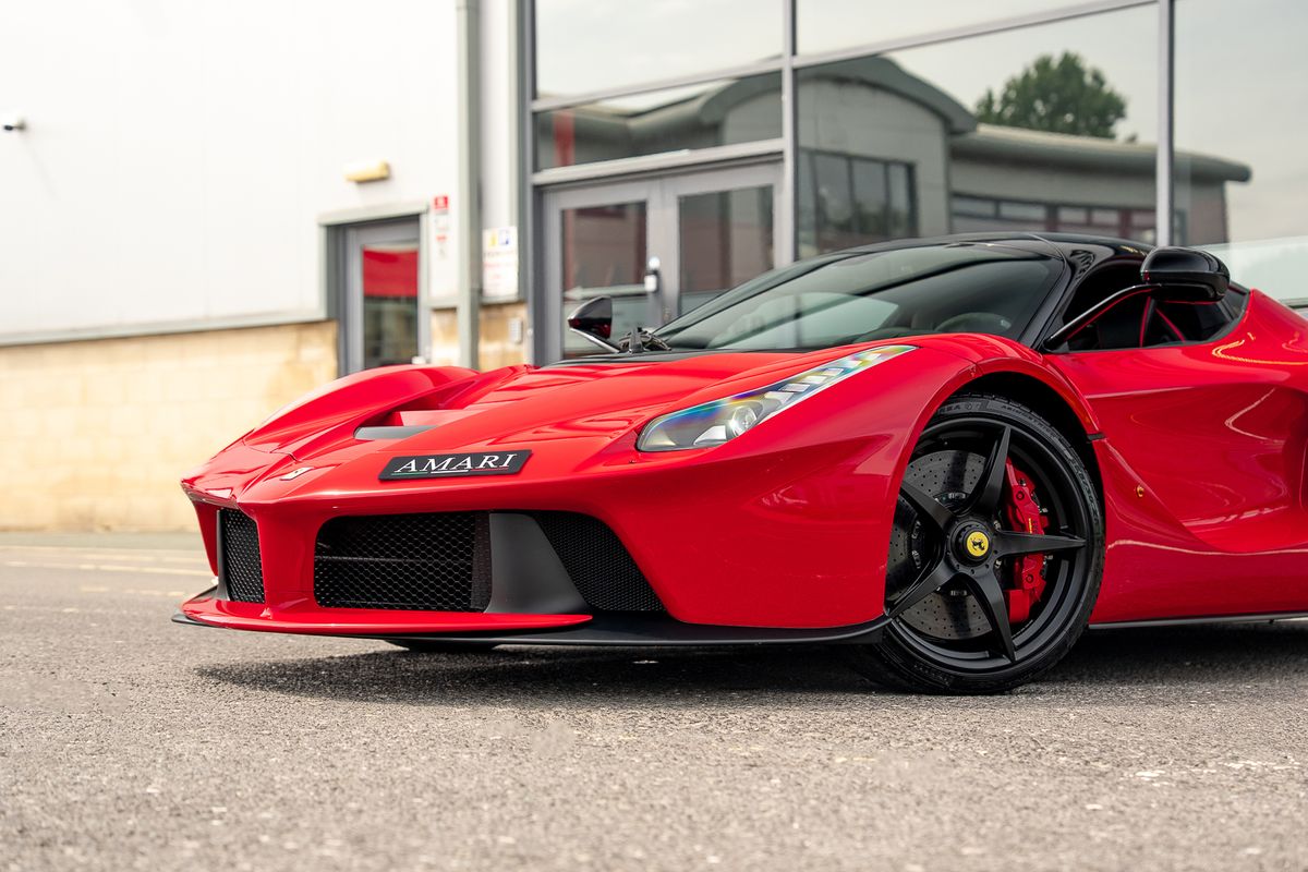 FERRARI LAFERRARI
