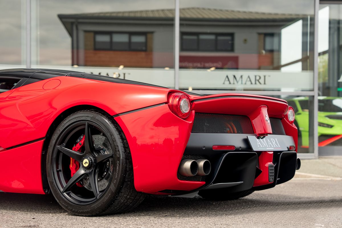 FERRARI LAFERRARI