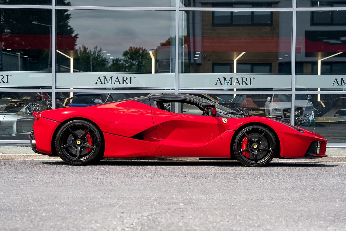 FERRARI LAFERRARI