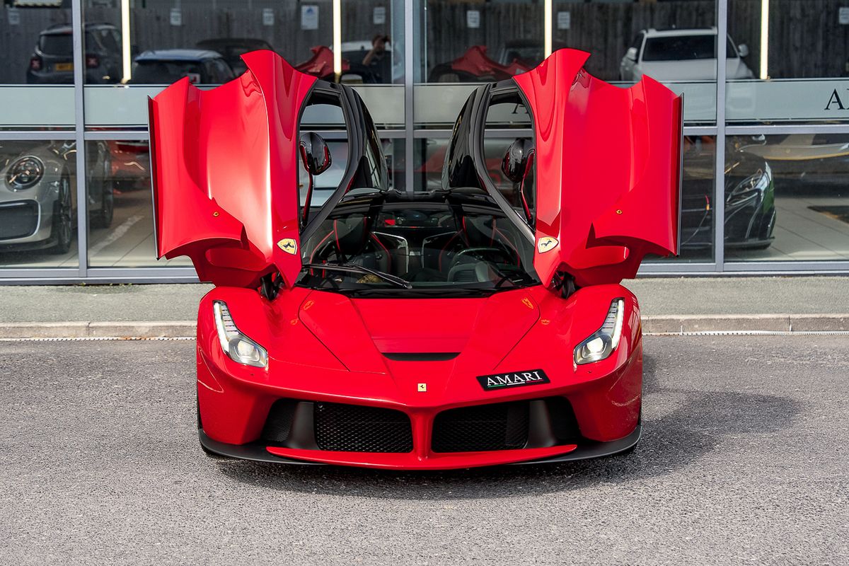FERRARI LAFERRARI