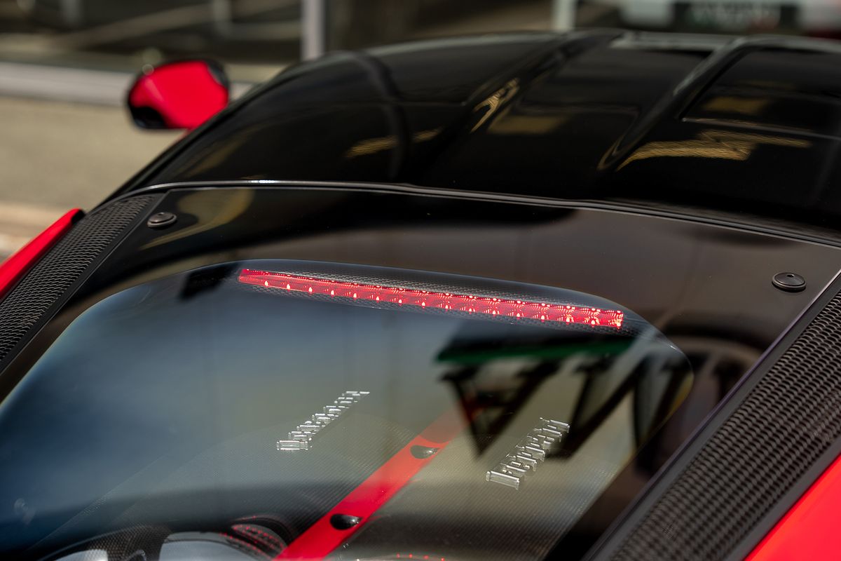 FERRARI LAFERRARI