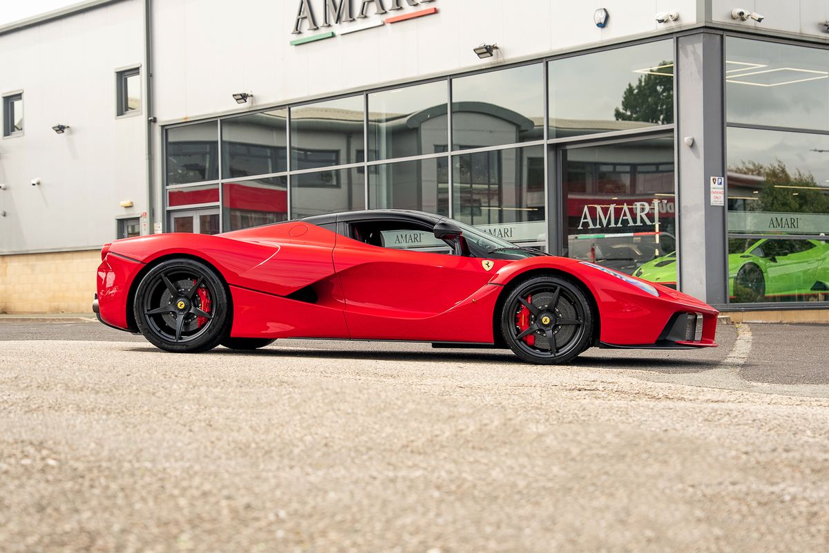 FERRARI LAFERRARI
