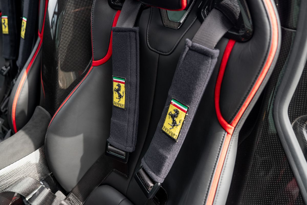 FERRARI LAFERRARI