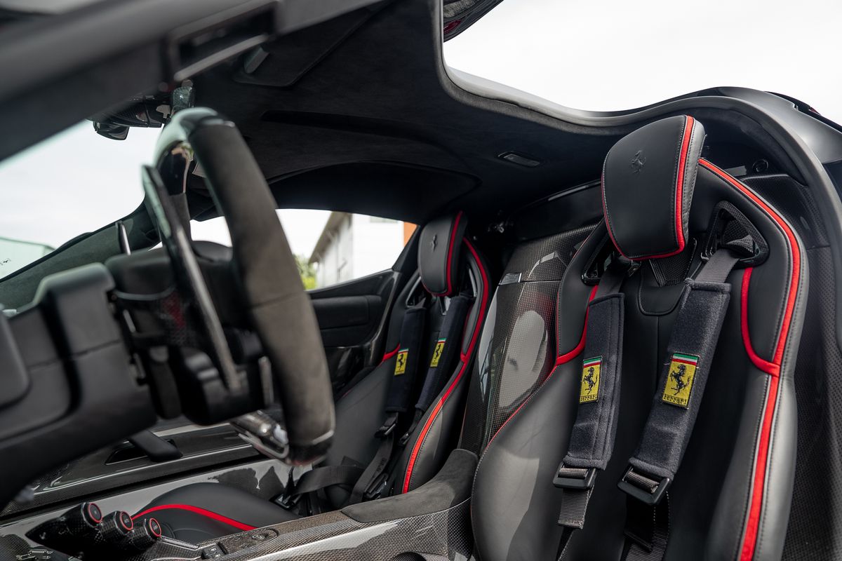 FERRARI LAFERRARI