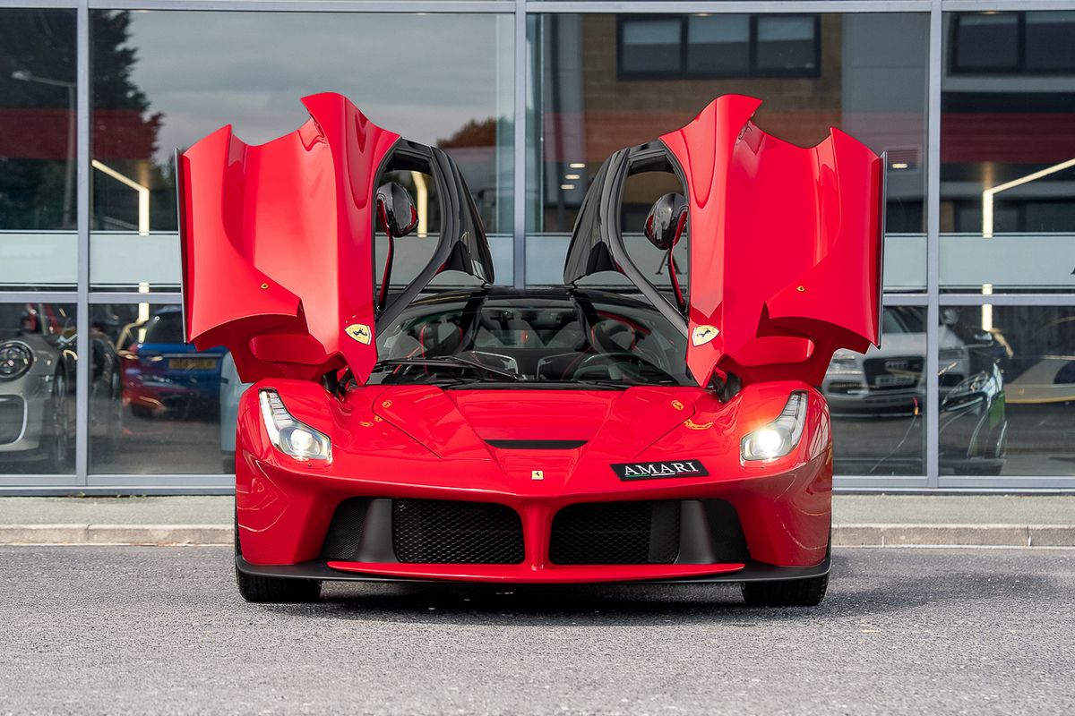 FERRARI LAFERRARI