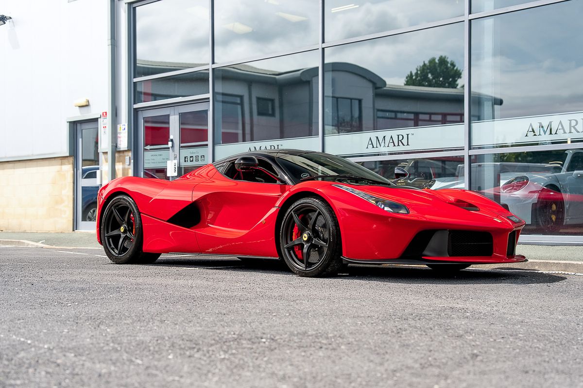 FERRARI LAFERRARI