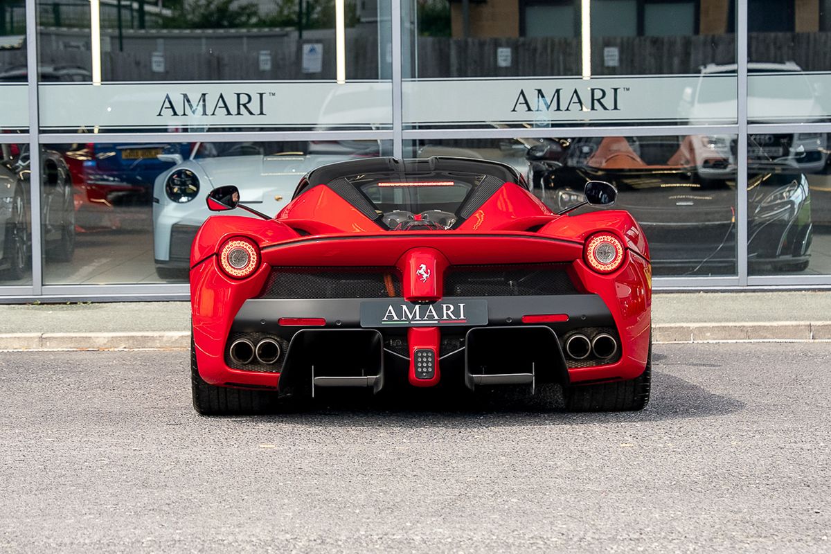 FERRARI LAFERRARI