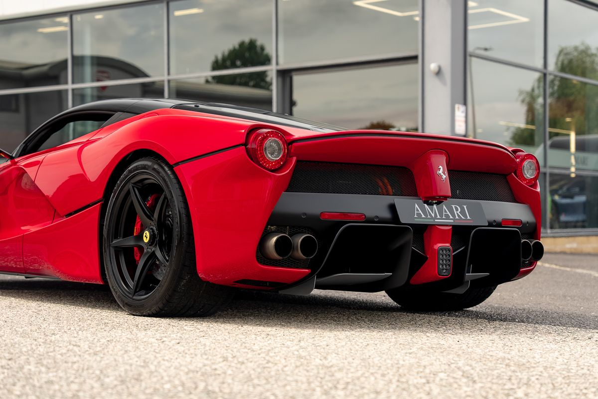 FERRARI LAFERRARI