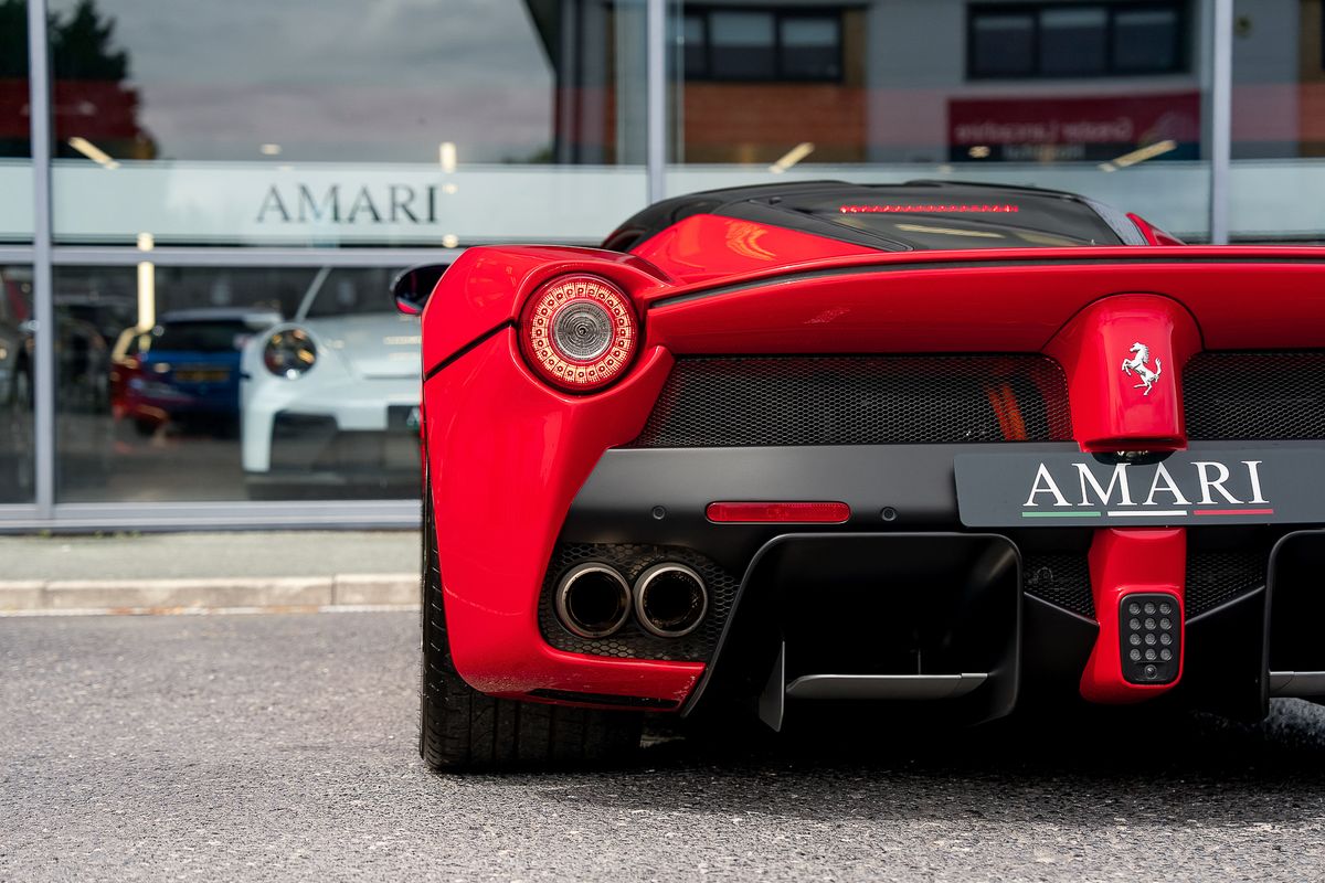 FERRARI LAFERRARI