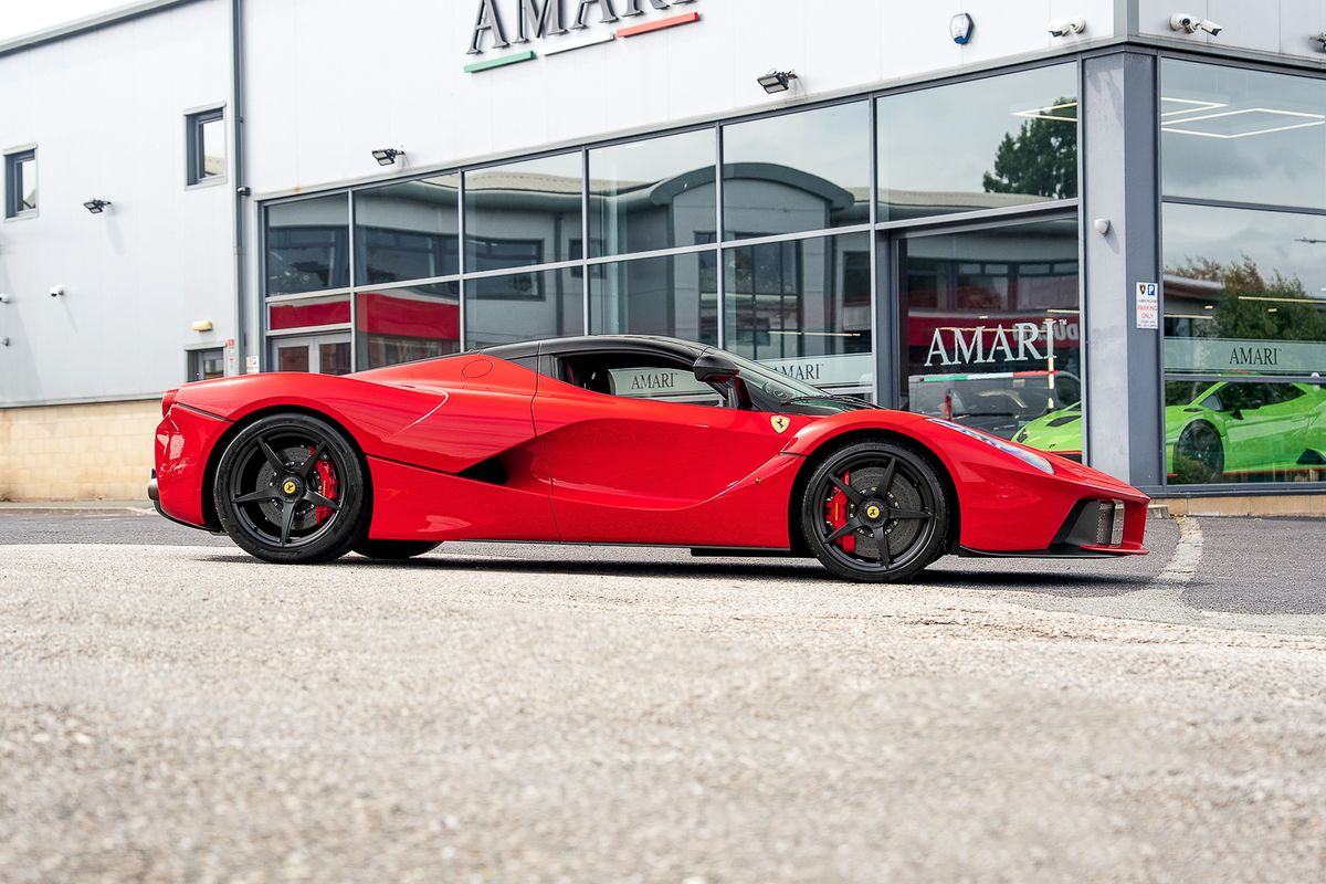 FERRARI LAFERRARI