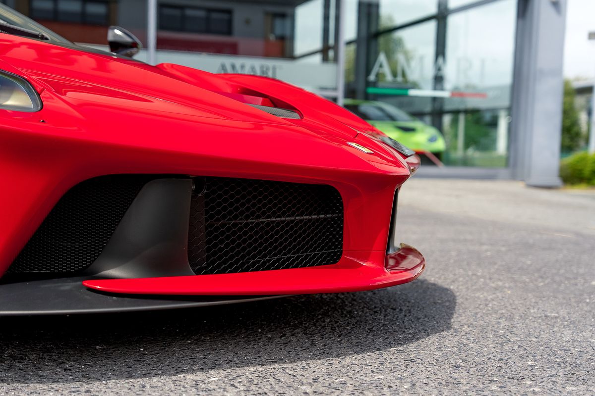FERRARI LAFERRARI