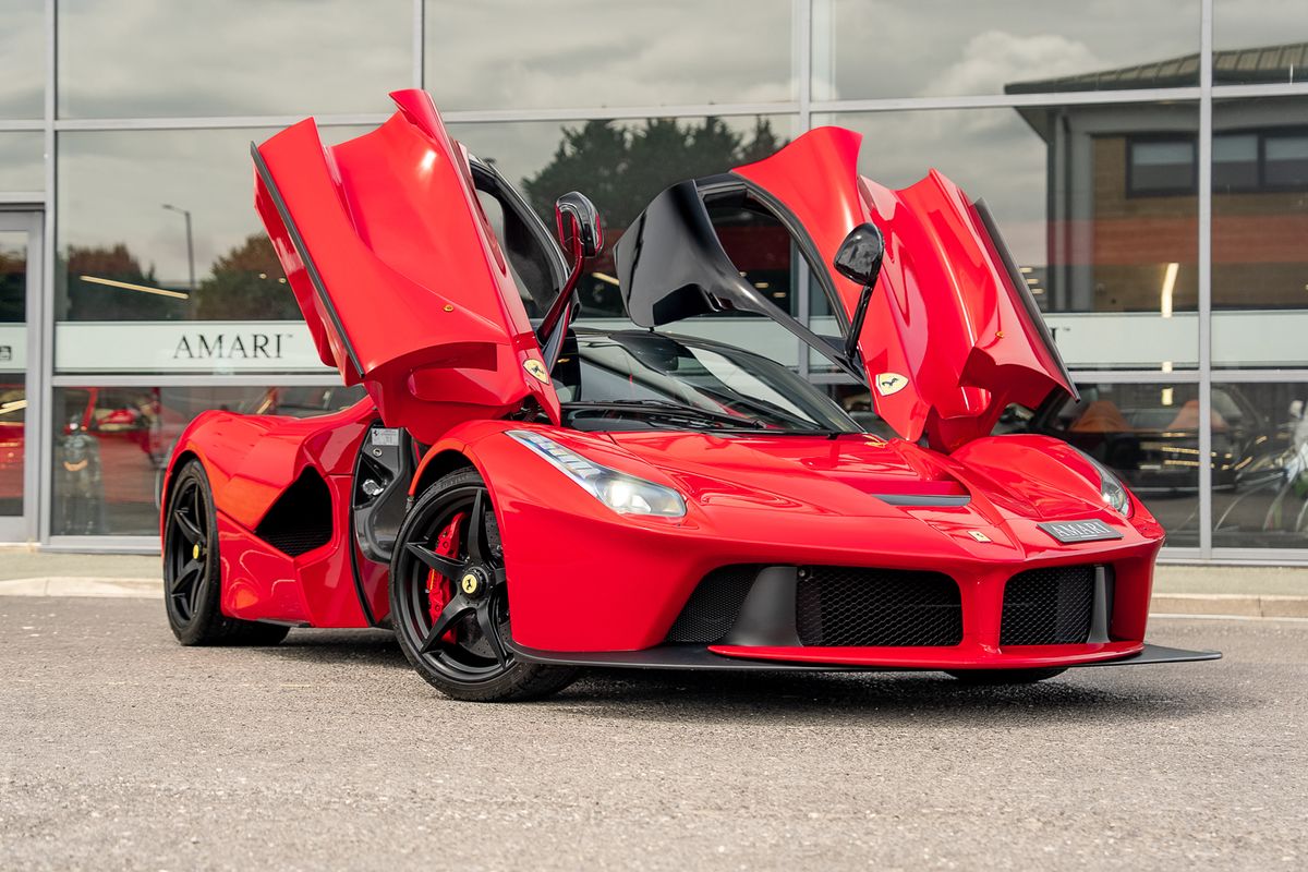 FERRARI LAFERRARI