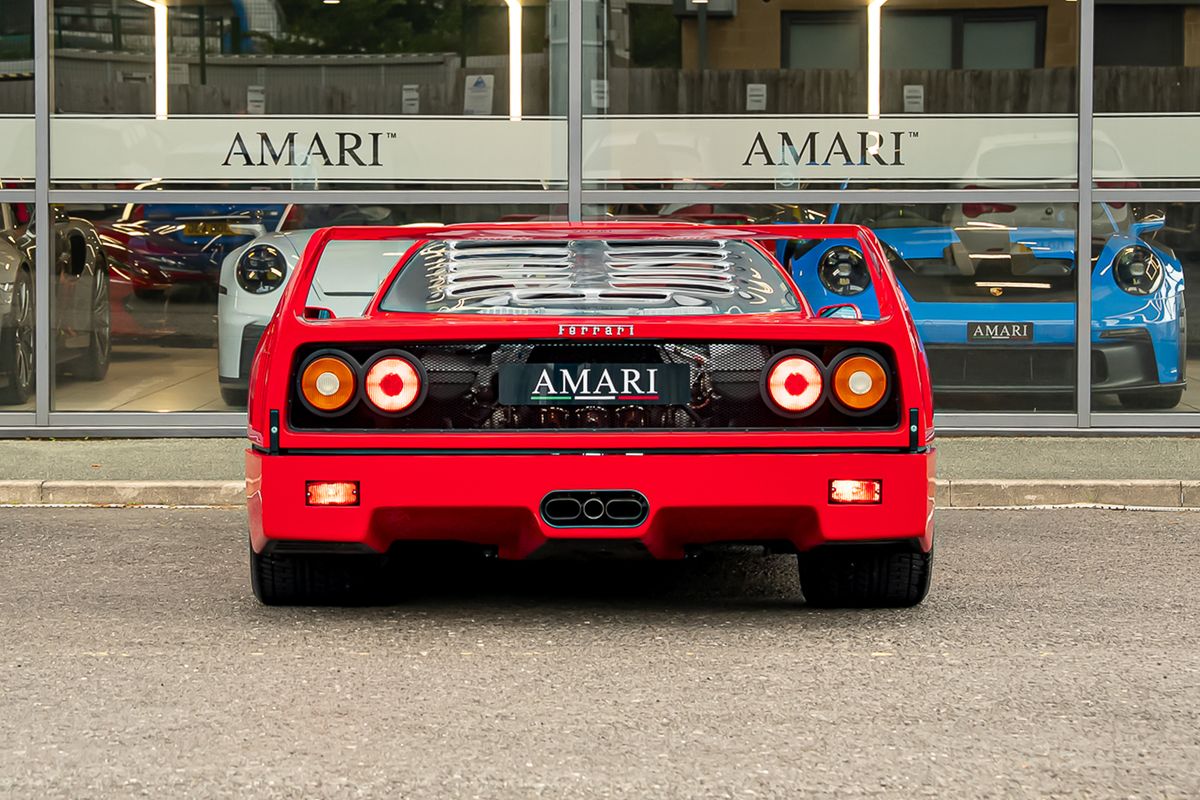 FERRARI F40