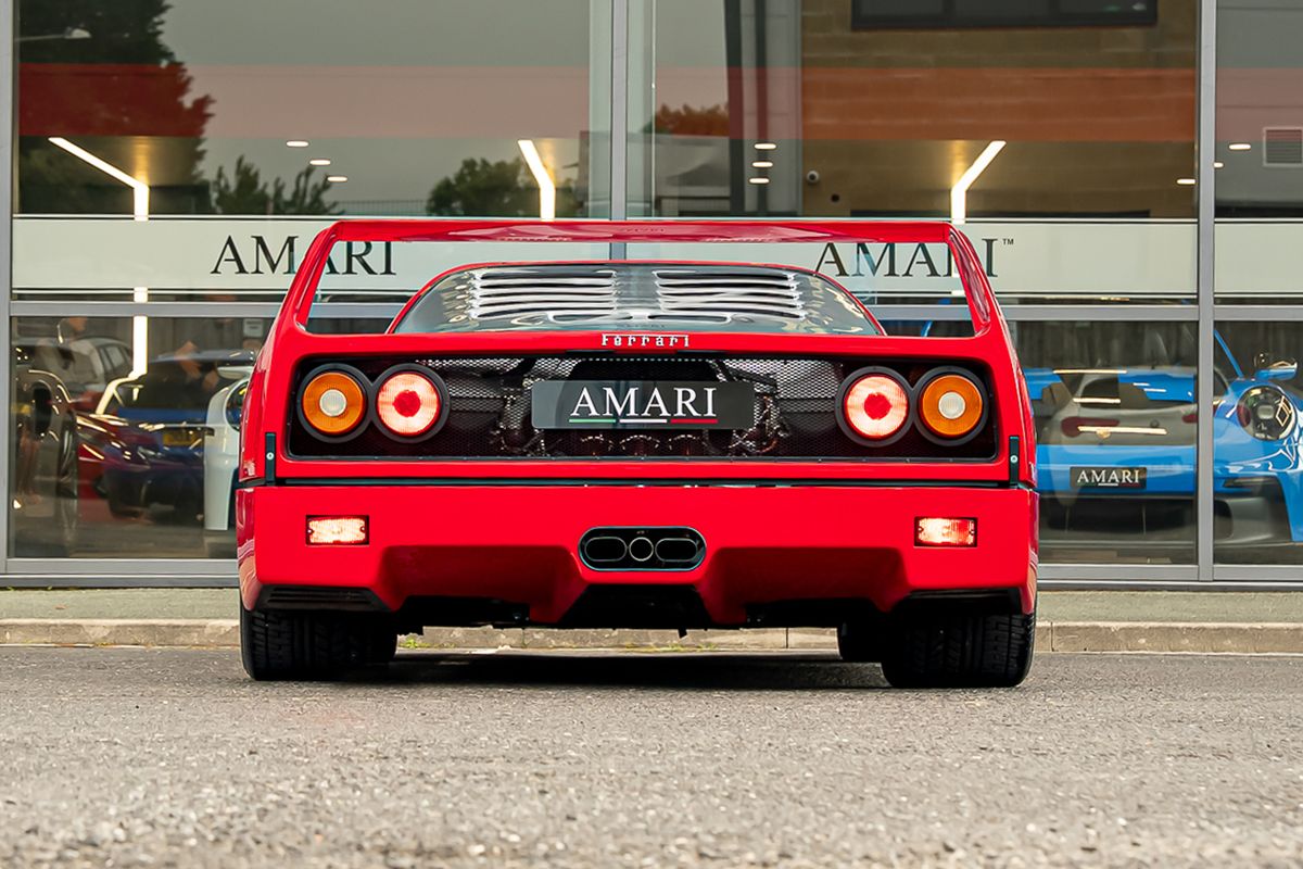 FERRARI F40