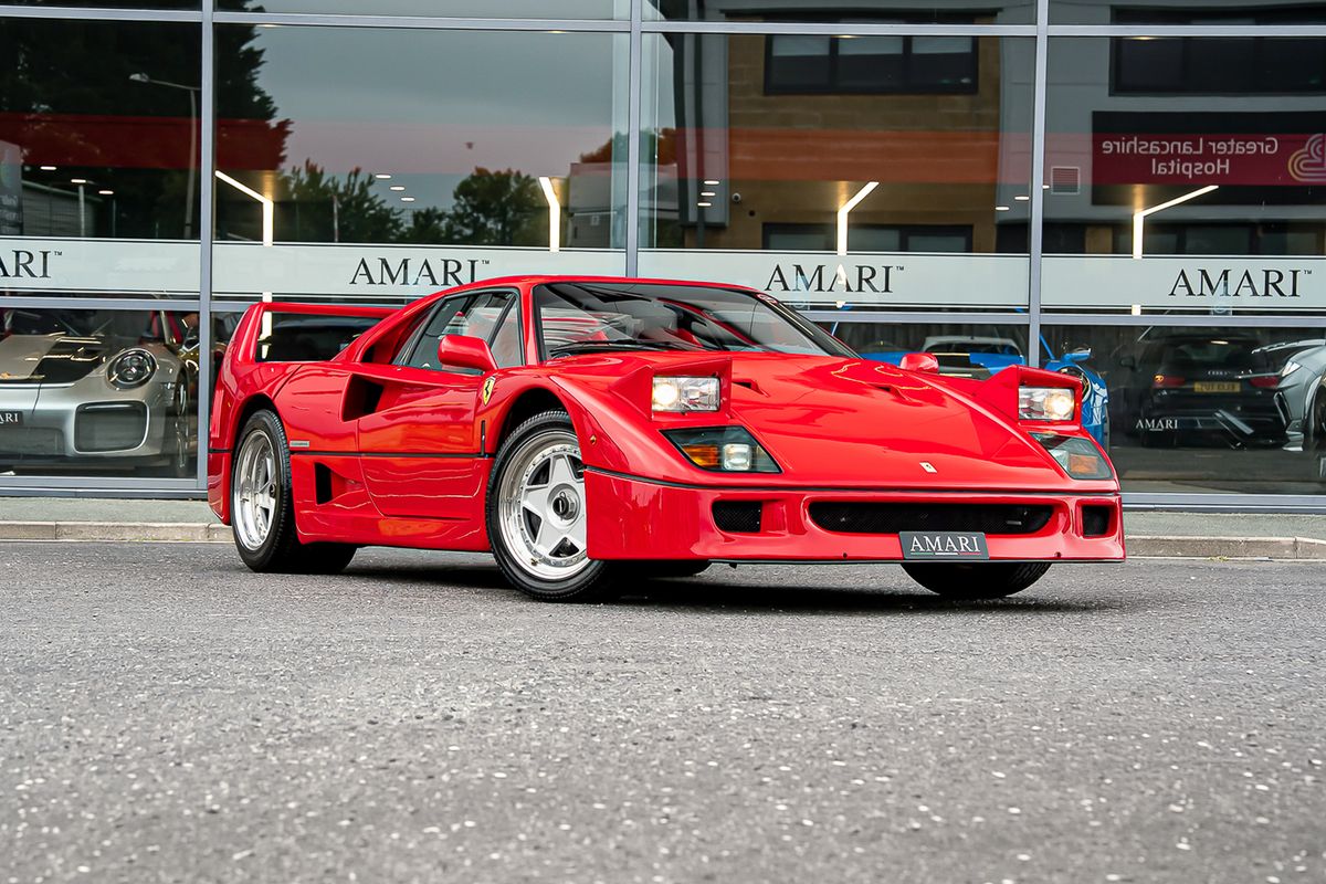 FERRARI F40