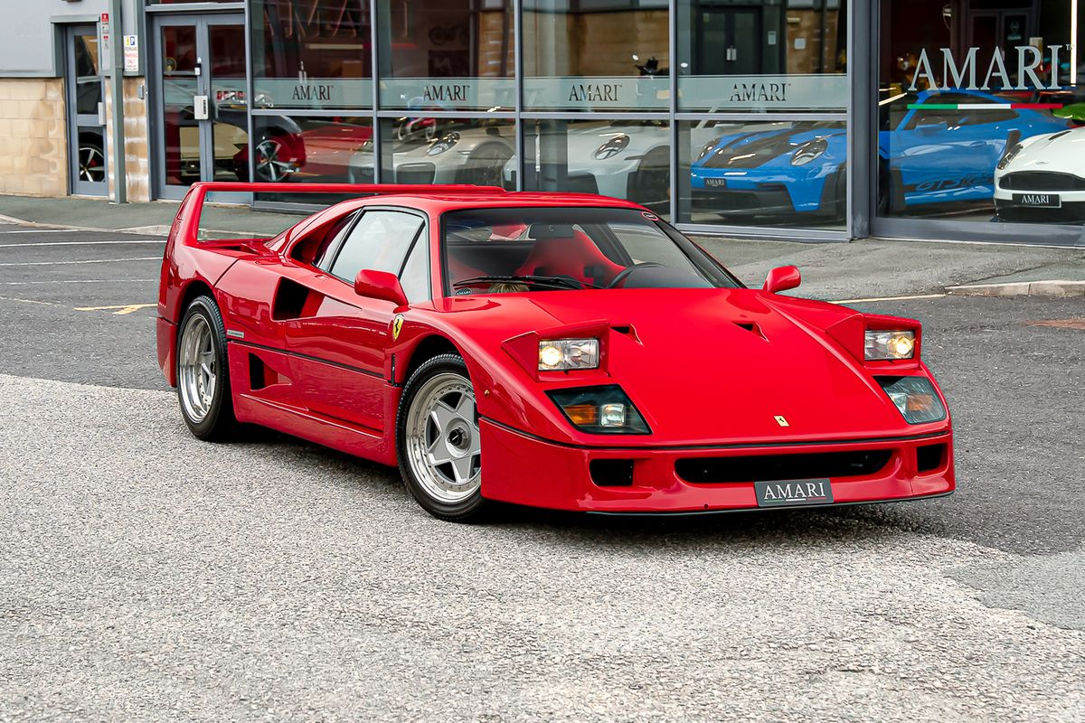FERRARI F40