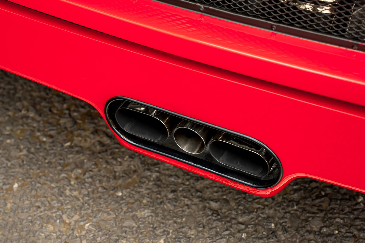 FERRARI F40
