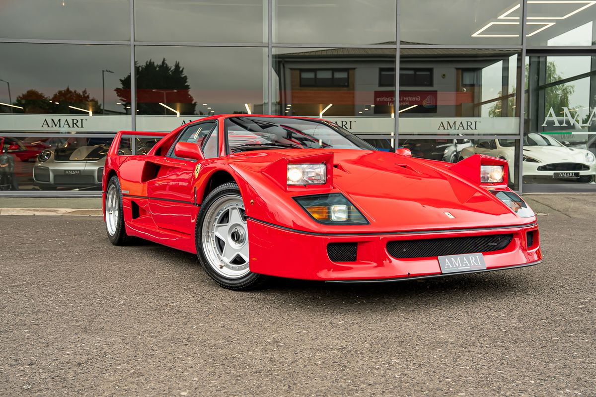 FERRARI F40