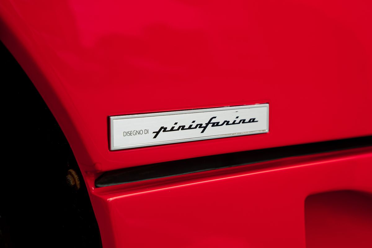FERRARI F40