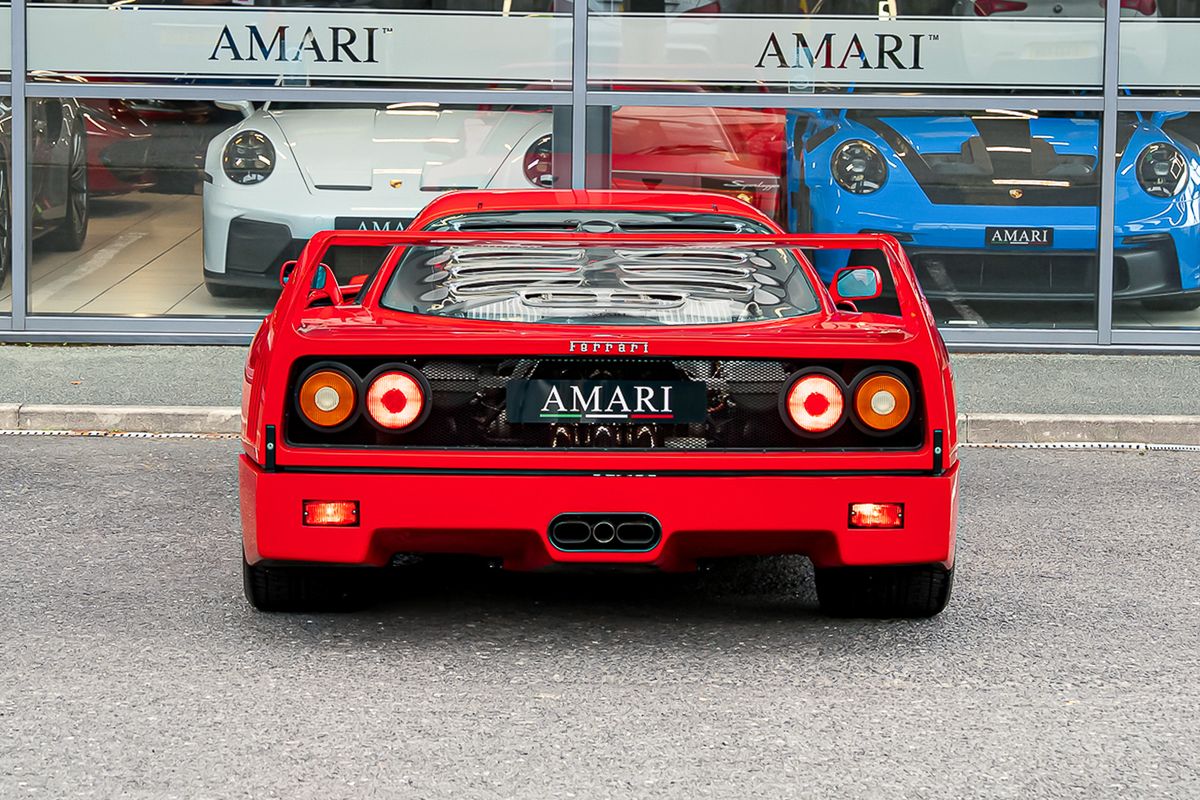 FERRARI F40