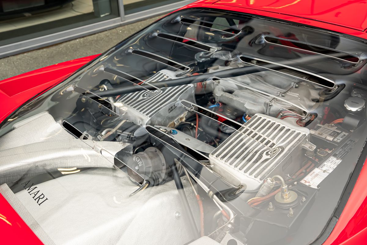 FERRARI F40