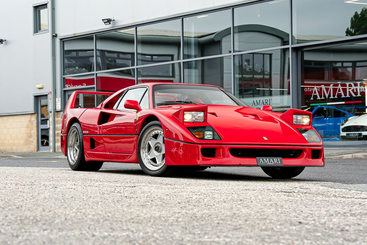 FERRARI F40