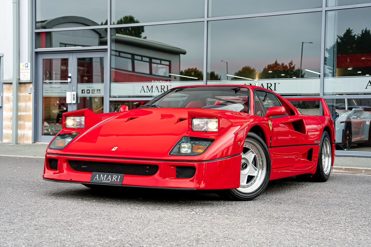 FERRARI F40