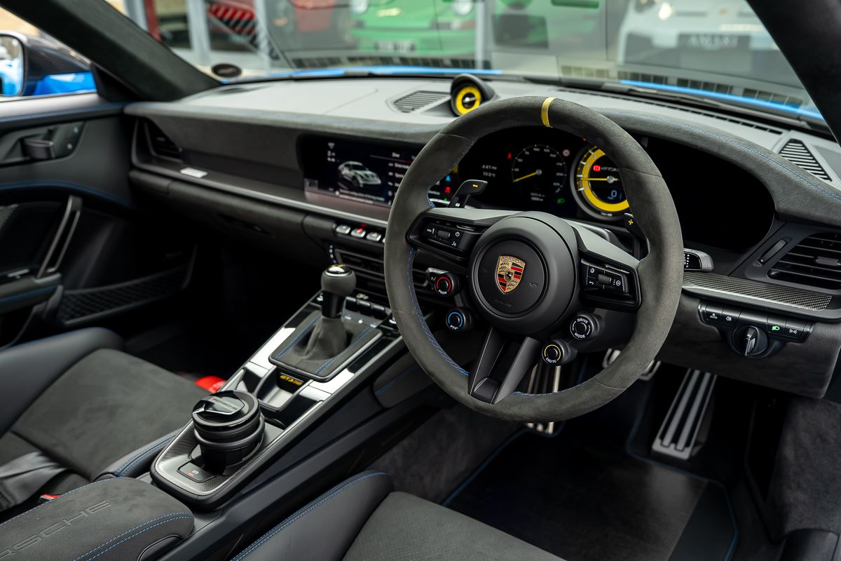 PORSCHE 911 992 GT3 RS WEISSACH