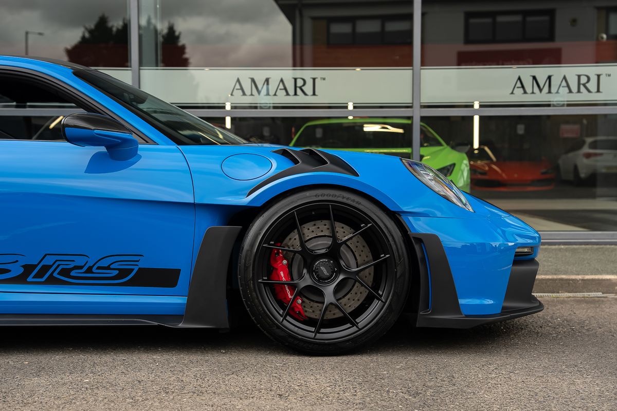 PORSCHE 911 992 GT3 RS WEISSACH